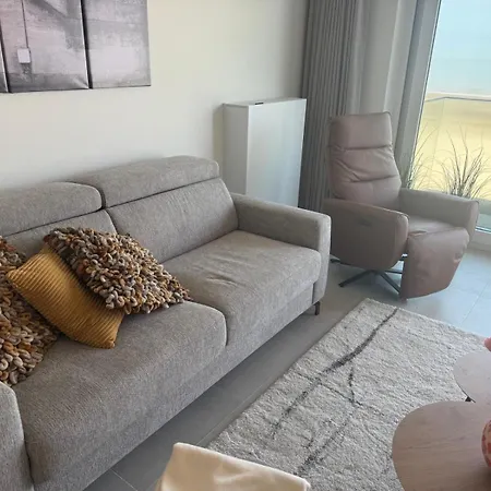 Seaview234 *